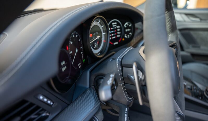 Porsche 911 (992) Carrera GTS full