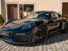 Porsche 718 Cayman GT4 RS Pack Weissach
