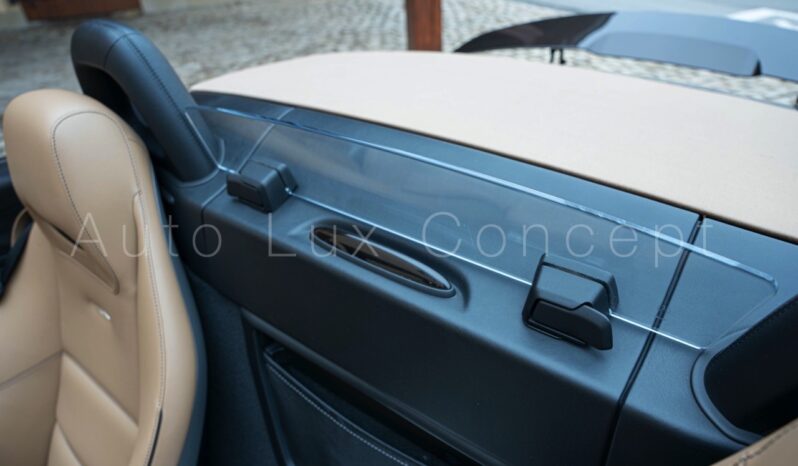 Mercedes-Benz SLS AMG Roadster full