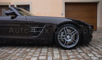 Mercedes-Benz SLS AMG Roadster full