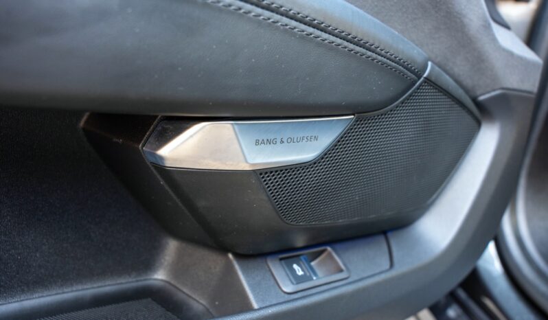 Audi e-tron GT quattro full