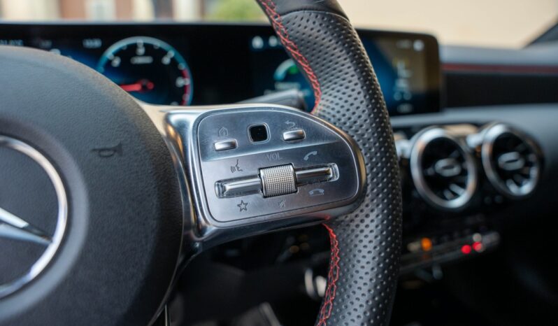 Mercedes-Benz A 180 d AMG Line 7G-DCT full