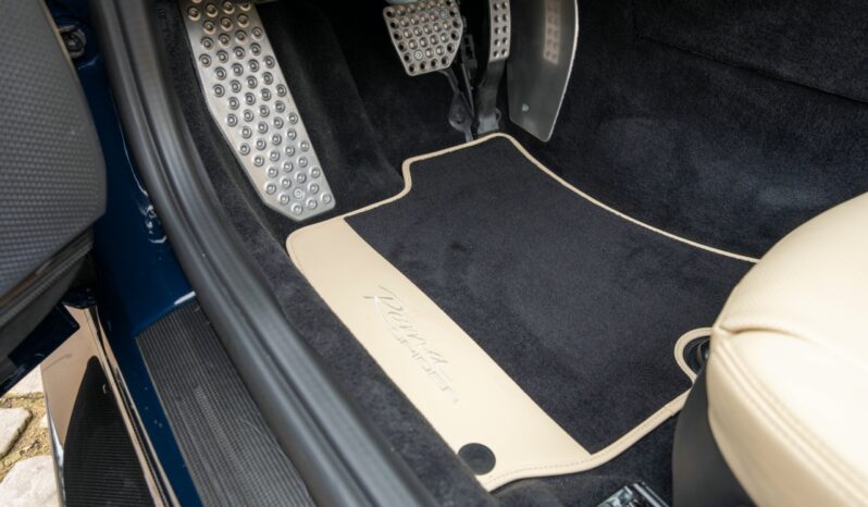 Ferrari Roma Spider full