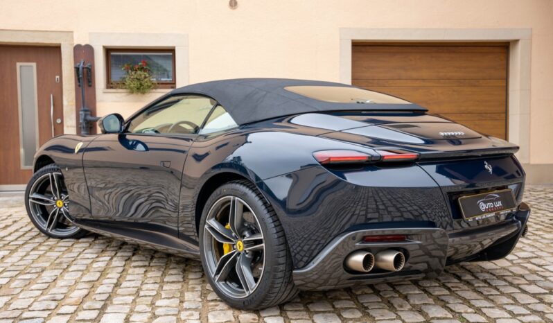 Ferrari Roma Spider full
