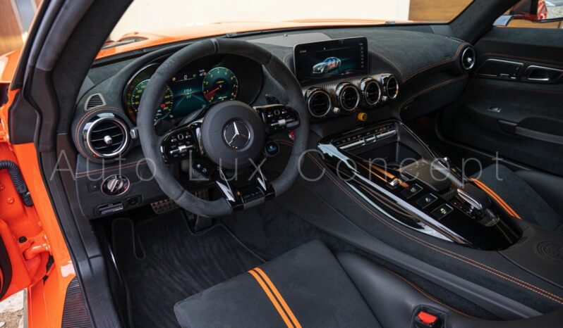 Mercedes-AMG GT Black Series full