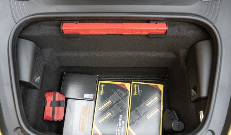 Porsche 718 Cayman GT4 RS Pack Weissach full