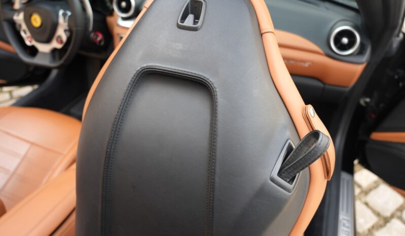 Ferrari California T full