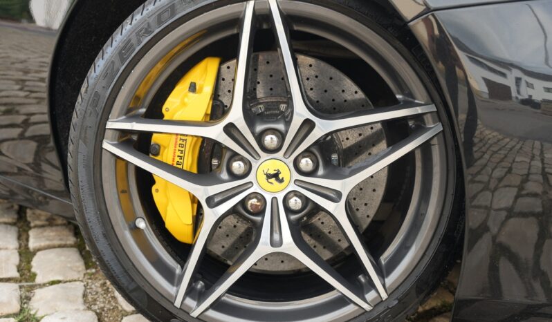 Ferrari California T full