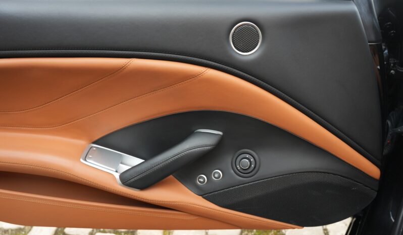 Ferrari California T full