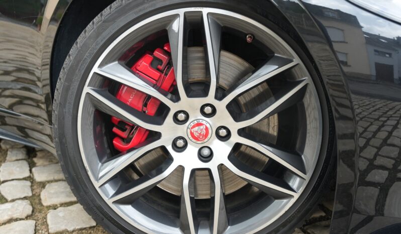 Jaguar F-Type P300 R-Dynamic full