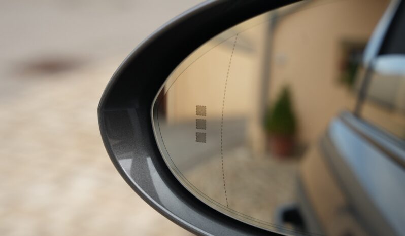 Porsche Cayenne E-Hybrid Coupé full