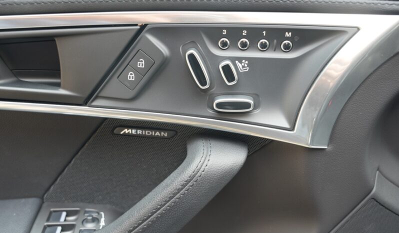 Jaguar F-Type P300 R-Dynamic full