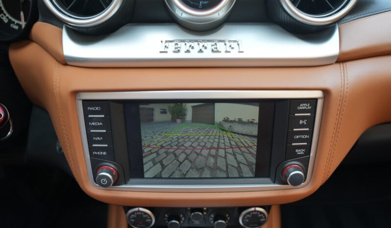 Ferrari California T full