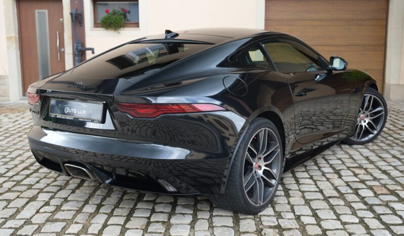 Jaguar F-Type P300 R-Dynamic full