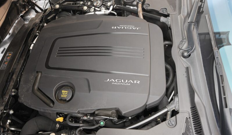 Jaguar F-Type P300 R-Dynamic full