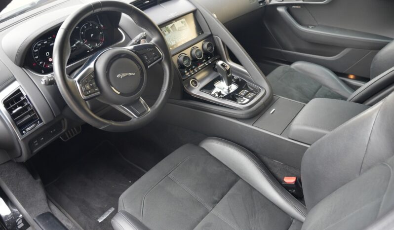 Jaguar F-Type P300 R-Dynamic full