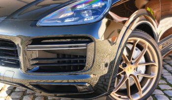 Porsche Cayenne Turbo Coupé full