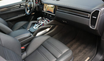 Porsche Cayenne Turbo Coupé full