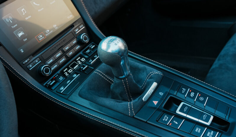 Porsche 718 Spyder full