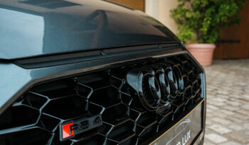 Audi RS4 Avant TFSI Quattro full