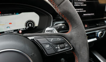 Audi RS4 Avant TFSI Quattro full