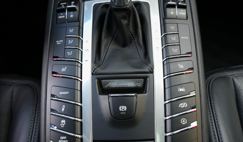 Porsche Macan GTS full