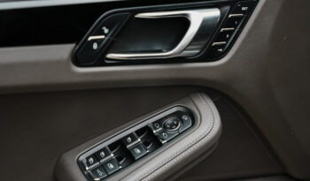 PORSCHE MACAN S full