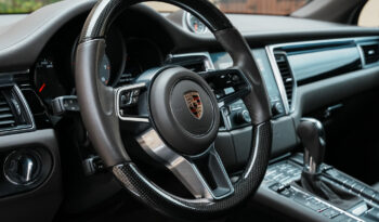 PORSCHE MACAN S full