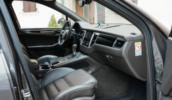PORSCHE MACAN S full