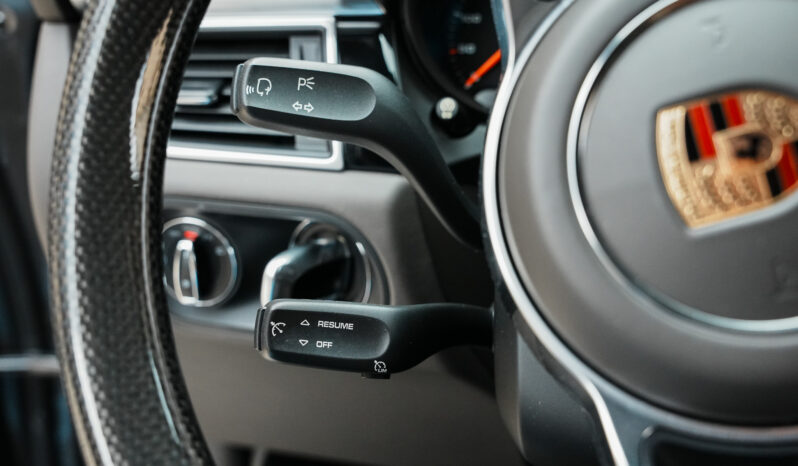 PORSCHE MACAN S full