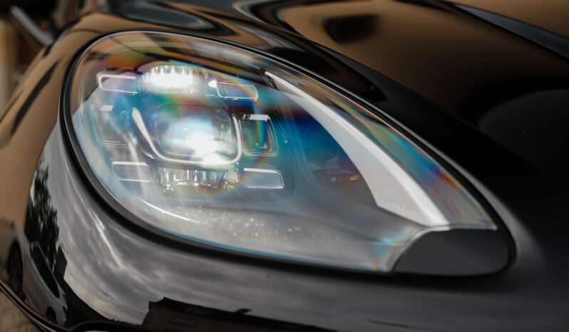 Porsche Macan GTS full