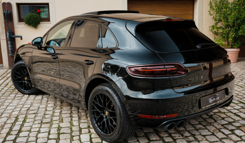 Porsche Macan GTS full