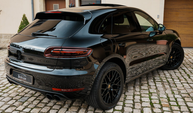 Porsche Macan GTS full