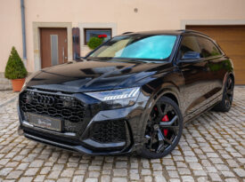 Audi RS Q8 TFSI quattro tiptronic