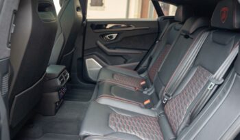 Lamborghini Urus full