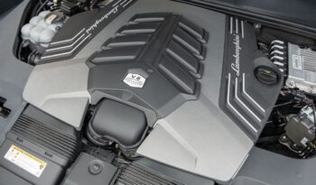 Lamborghini Urus full