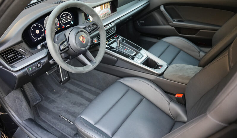 Porsche 911 (992.2) Carrera full