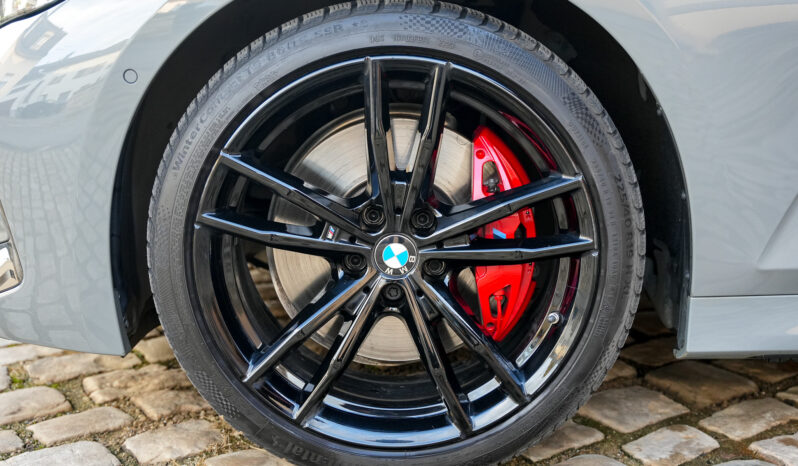 BMW M340i xDrive Touring full