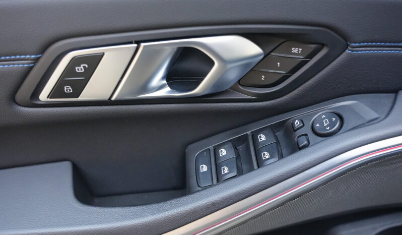 BMW M340i xDrive Touring full