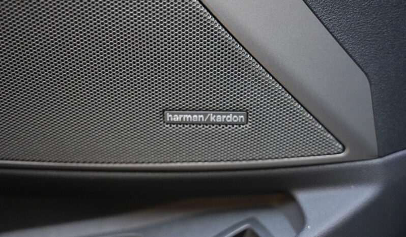 BMW M340i xDrive Touring full