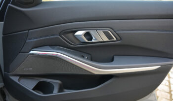 BMW M340i xDrive Touring full