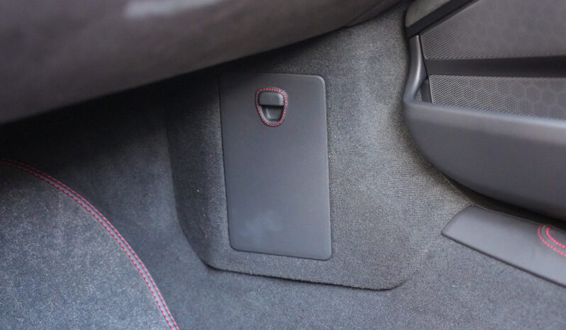 Porsche 718 Spyder RS Pack Weissach full