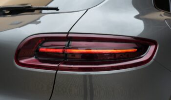 Porsche Macan Turbo full