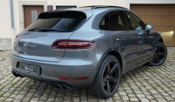 Porsche Macan Turbo full