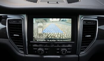 Porsche Macan Turbo full