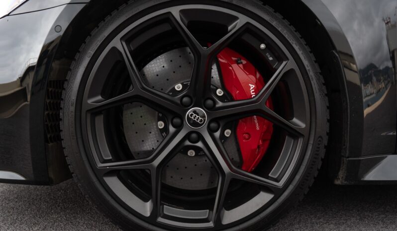 Audi RS 6 Avant performance 4.0 TFSI quattro full