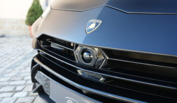 Lamborghini Urus Performante full