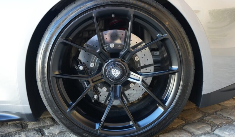 Porsche 911 (992) GT3 avec Pack Touring full