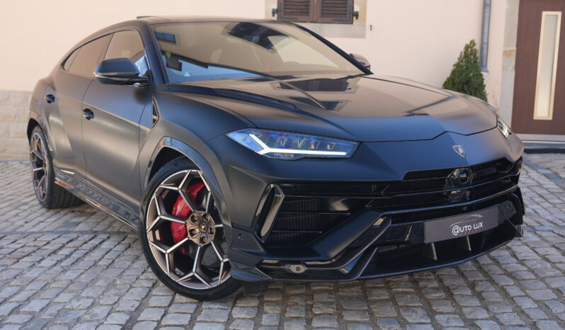 Lamborghini Urus Performante full