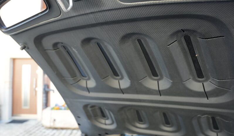 Porsche 911 (992) GT3 avec Pack Touring full